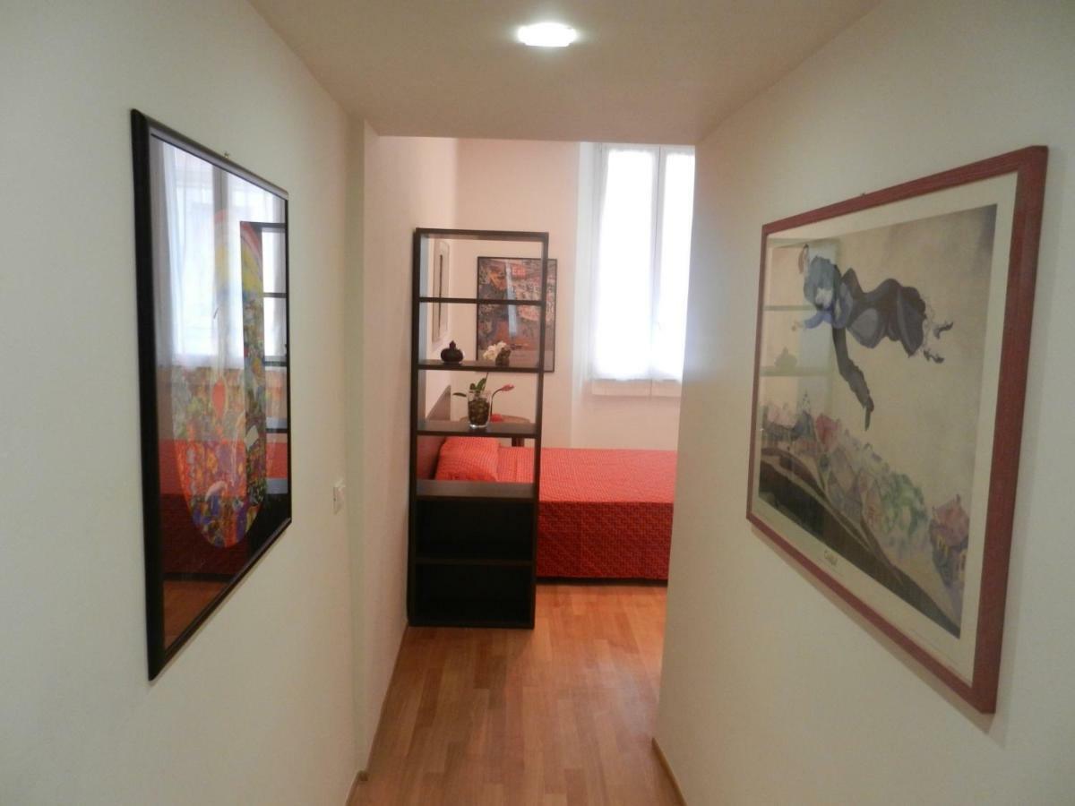 Central Guesthouse Специя Екстериор снимка